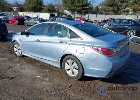 2013 Hyundai Sonata Hybrid z USA, uszkodzony, nr VIN KMHEC4A41DA074450